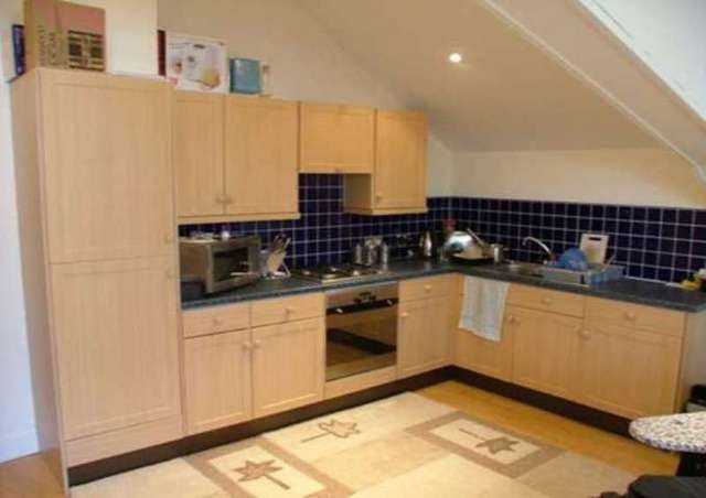  Image of 1 Bedroom Flat to rent at Tunbridge Wells  Royal Tunbridge Wells, TN1 1RU