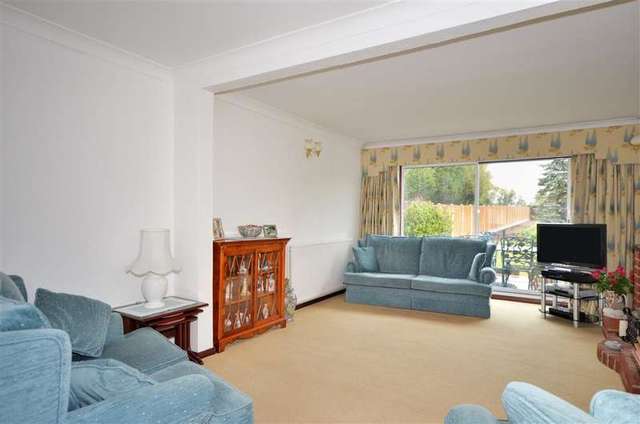  Image of 4 Bedroom Bungalow for sale at Billericay Essex Billericay, CM12 9UL