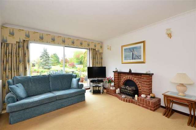  Image of 4 Bedroom Bungalow for sale at Billericay Essex Billericay, CM12 9UL