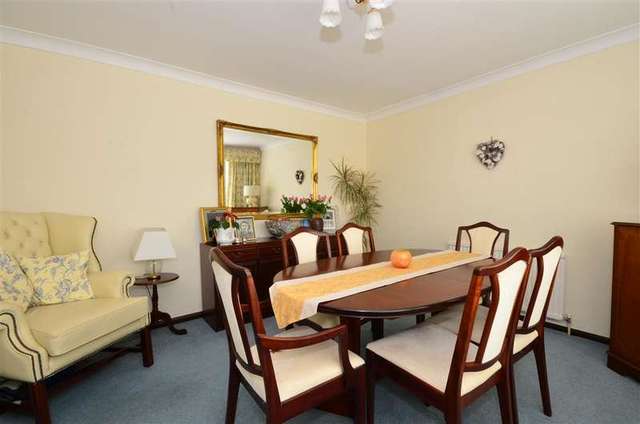  Image of 4 Bedroom Bungalow for sale at Billericay Essex Billericay, CM12 9UL