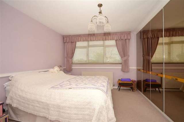  Image of 4 Bedroom Bungalow for sale at Billericay Essex Billericay, CM12 9UL