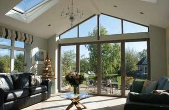  Image of 4 Bedroom Detached for sale at Park View Drive North Charvil Reading, RG10 9QY