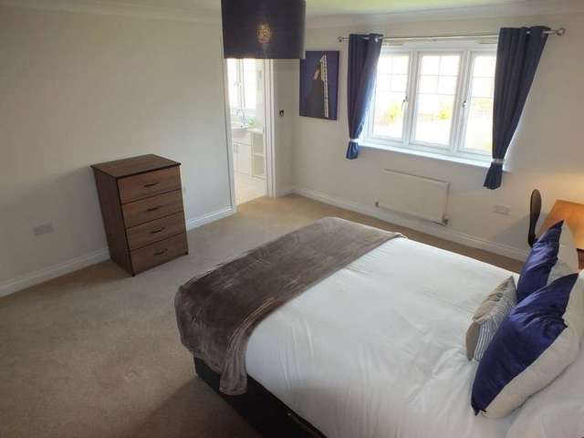  Image of 1 Bedroom Detached to rent at Shinfield Reading Berkshire, RG2 9FP