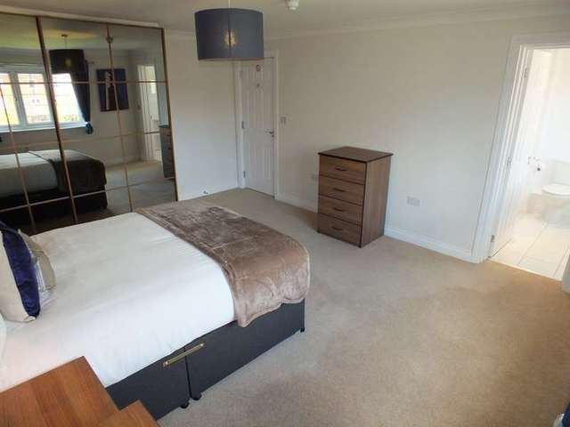  Image of 1 Bedroom Detached to rent at Shinfield Reading Berkshire, RG2 9FP