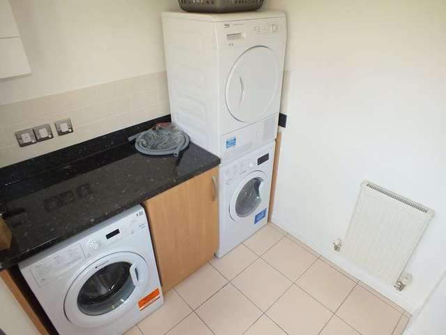 Image of 1 Bedroom Detached to rent at Shinfield Reading Berkshire, RG2 9FP