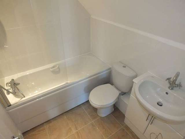  Image of 1 Bedroom Detached to rent at Shinfield Reading Berkshire, RG2 9FP