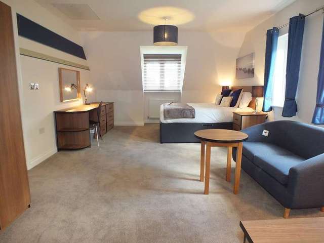  Image of 1 Bedroom Detached to rent at Shinfield Reading Berkshire, RG2 9FP