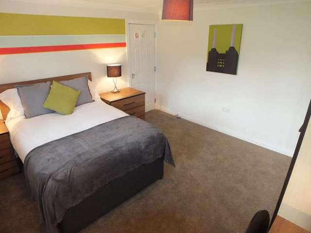  Image of 1 Bedroom Detached to rent at Shinfield Reading Berkshire, RG2 9FP