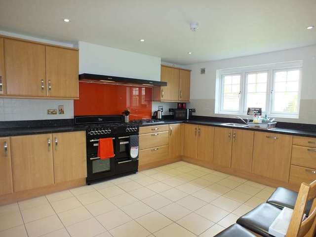  Image of 1 Bedroom Detached to rent at Shinfield Reading Berkshire, RG2 9FP