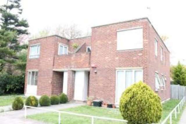  Image of 2 Bedroom Maisonette for sale at Bromley Kent Bickley, BR1 2RU