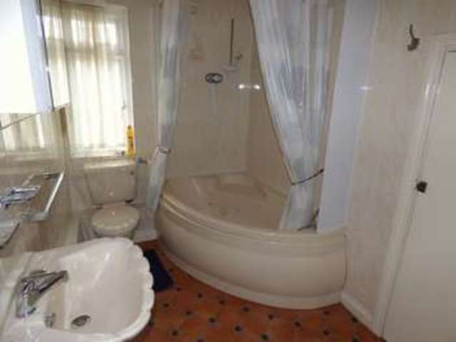  Image of 5 Bedroom Detached for sale at Pennar Lane Newbridge Newport, NP11 4GY