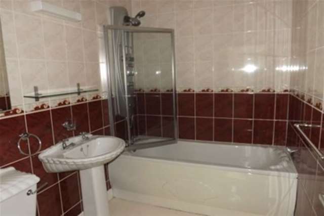  Image of 2 Bedroom Flat to rent at Buxton, SK17 8SW