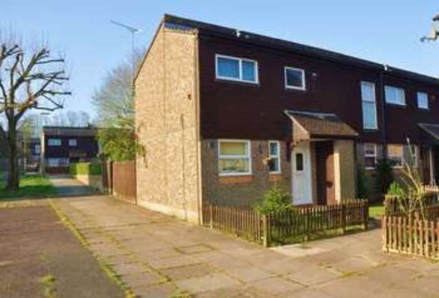  Image of 3 Bedroom Detached for sale at Pilgrims Way  Andover, SP10 5HU