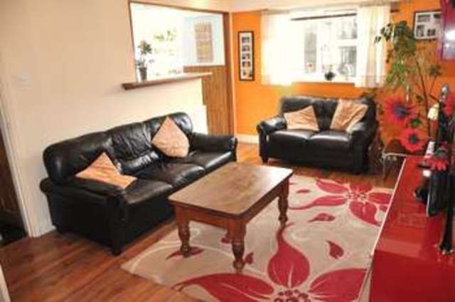  Image of 3 Bedroom Detached for sale at Pilgrims Way  Andover, SP10 5HU