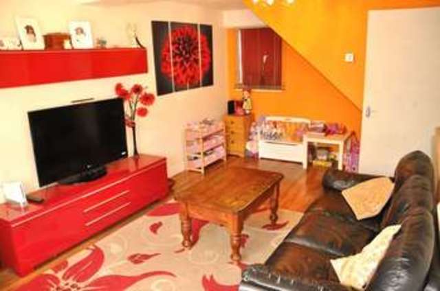  Image of 3 Bedroom Detached for sale at Pilgrims Way  Andover, SP10 5HU