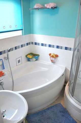  Image of 3 Bedroom Detached for sale at Pilgrims Way  Andover, SP10 5HU