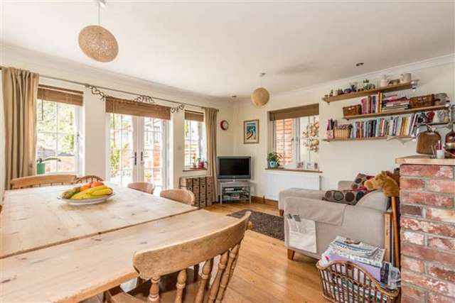  Image of 6 Bedroom Detached for sale at Queen Street  Lydney, GL15 5LZ