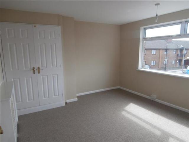  Image of 4 Bedroom Detached to rent at Shirley, SO15 3HD