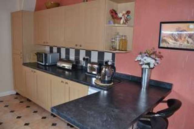  Image of 3 Bedroom Terraced for sale at Ropery Road  Gainsborough, DN21 2NU
