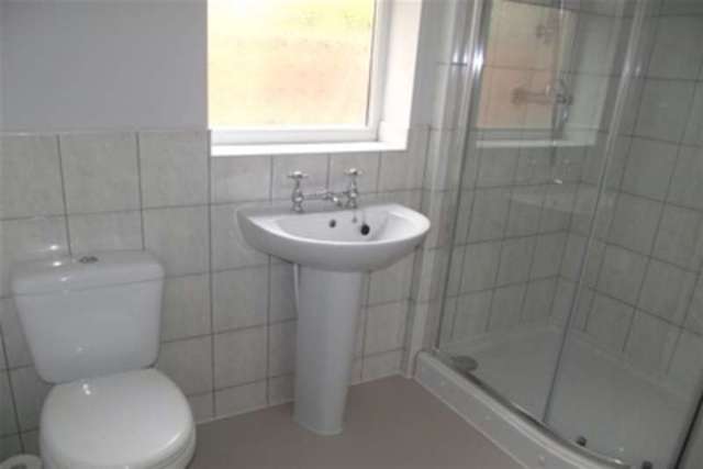  Image of 4 Bedroom Terraced to rent at Liverpool, L18 1DY
