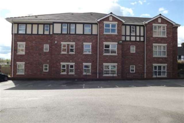 Image of 2 Bedroom Flat to rent at Northwich, CW9 5GD