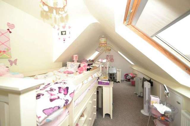  Image of 6 Bedroom Semi-Detached for sale at Exmouth, EX8 3JG