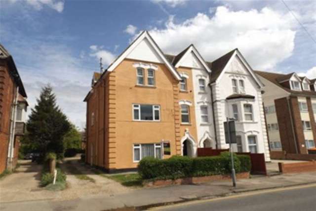  Image of 2 Bedroom Flat to rent at Bedford, MK40 2DX