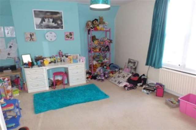  Image of 2 Bedroom Flat to rent at Bedford, MK40 2DX
