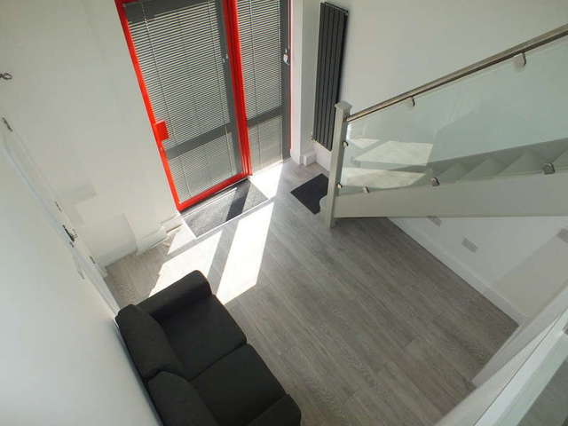  Image of 1 Bedroom Flat to rent at South Street Reading Reading, RG1 4JT
