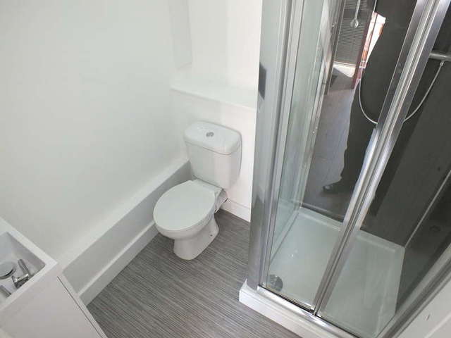  Image of 1 Bedroom Flat to rent at South Street Reading Reading, RG1 4JT