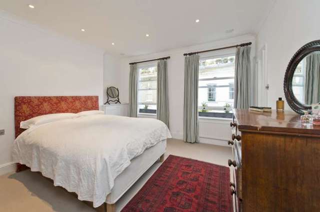  Image of 5 Bedroom Detached to rent at Spear Mews  London, SW5 9NA