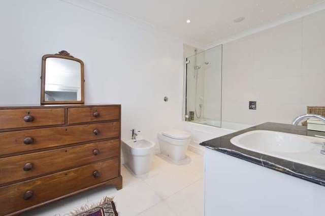  Image of 5 Bedroom Detached to rent at Spear Mews  London, SW5 9NA