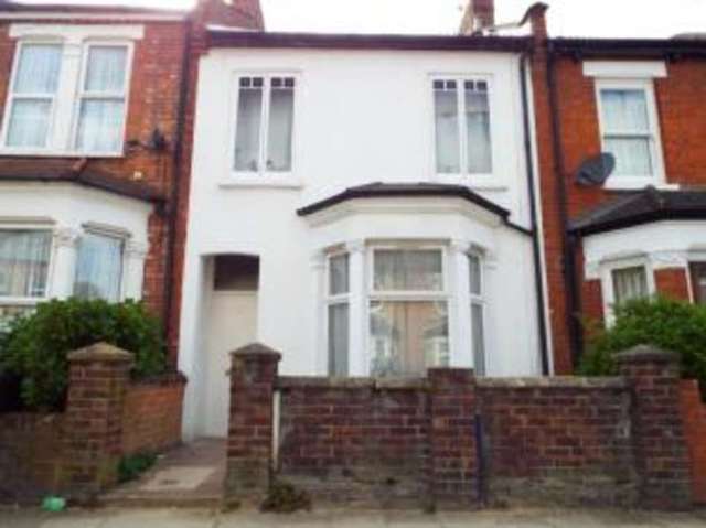  Image of 2 Bedroom Maisonette for sale at Harrow  Greenhill, HA1 1QF