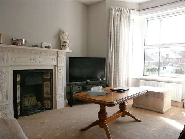  Image of 3 Bedroom Semi-Detached for sale at Shanklin Isle of Wight Shanklin, PO37 7AH