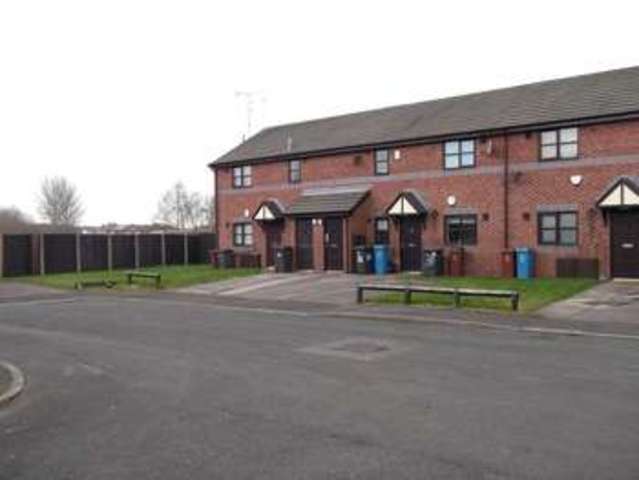  Image of 1 Bedroom Flat to rent at Manchester  Manchester, M19 3JY