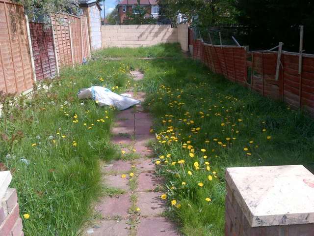  Image of 3 Bedroom Terraced to rent at Sterry Road Dagenham Dagenham, RM10 8NT
