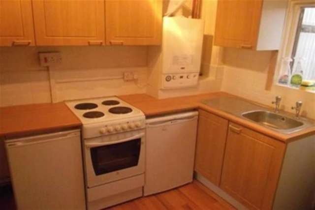 Image of 3 Bedroom Detached to rent at Crewe, CW1 4NG