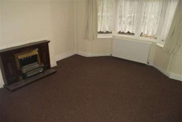  Image of 3 Bedroom Detached to rent at Crewe, CW1 4NG