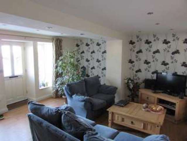  Image of 2 Bedroom Flat for sale at Tavistock Road  Launceston, PL15 9EZ