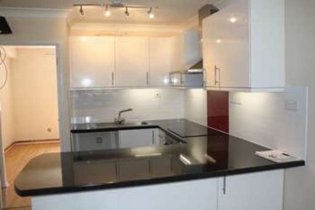  Image of 1 Bedroom Flat to rent at Marston Road  Thame, OX9 3YG