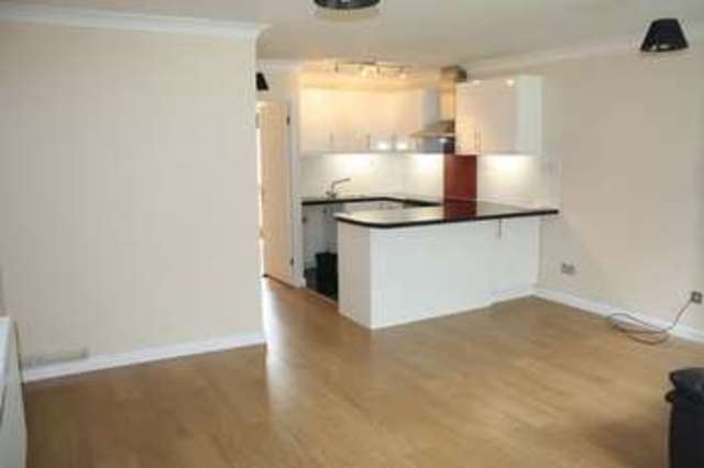  Image of 1 Bedroom Flat to rent at Marston Road  Thame, OX9 3YG