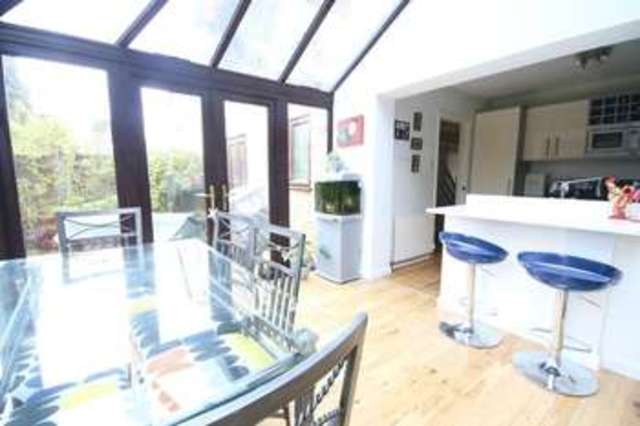  Image of 4 Bedroom Detached for sale at The Laurels  Banstead, SM7 2HG