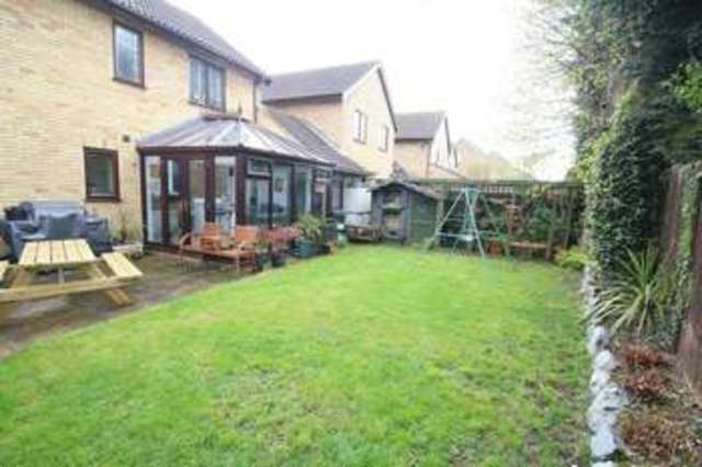  Image of 4 Bedroom Detached for sale at The Laurels  Banstead, SM7 2HG
