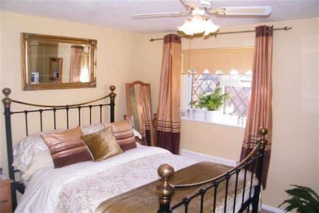  Image of 2 Bedroom Terraced to rent at Brentwood, CM13 2UN