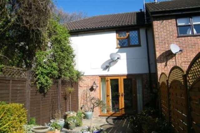  Image of 2 Bedroom Terraced to rent at Brentwood, CM13 2UN