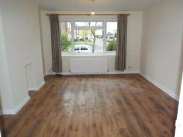  Image of 3 Bedroom Semi-Detached for sale at Totton Southampton Testwood, SO40 3NX