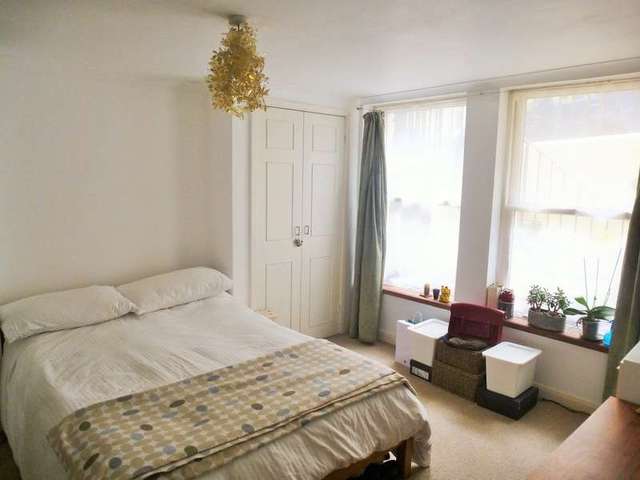  Image of 2 Bedroom Flat for sale at Hove Hove, BN3 1AH