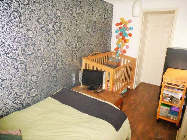  Image of 2 Bedroom Flat for sale at Hove Hove, BN3 1AH