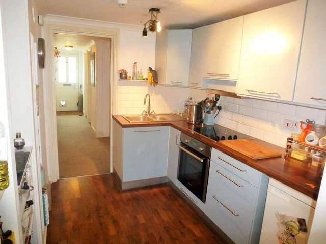  Image of 2 Bedroom Flat for sale at Hove Hove, BN3 1AH