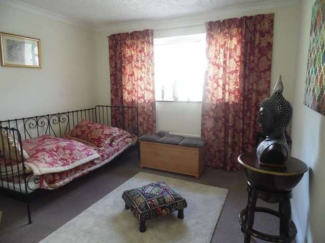  Image of 4 Bedroom Detached for sale at Wavertree Road  Benfleet, SS7 5AP